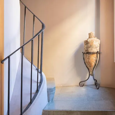 Hauzify I Casa Rutlla Apartment